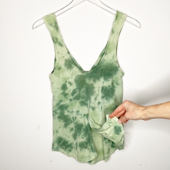 FREE PEOPLE | Green Tie Dye Tank Top - Picture 3 of 5